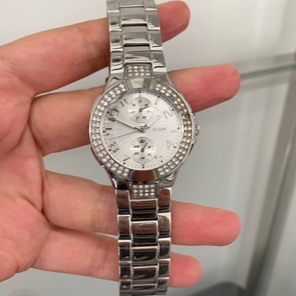 Guess Watch - Picture 2 of 4